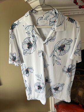 Men's Porter & Ash White Floral Kinetic Stretch Camp Collar Button-Up Size Small